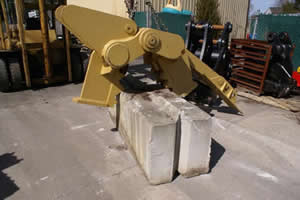  Concrete pulverizer